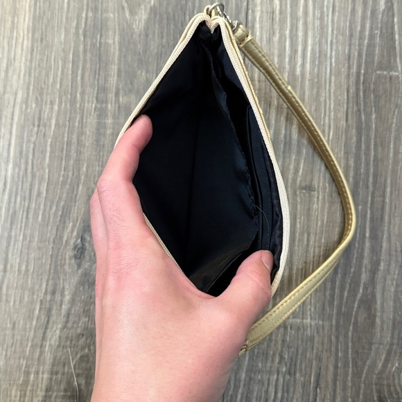 C'est la Vie Gold Wristlet Clutch - Picture 4 of 5